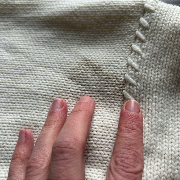 [Liz Baker] White Button Cardigan - Picture 7 of 9